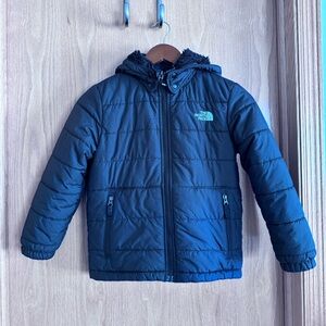 The North Face Black Fur-Lined Puffer Hooded Jacket, Boys’ S (7/8)